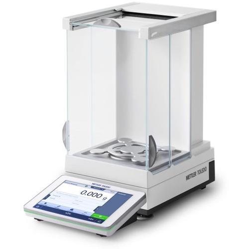 Mettler Toledo® XPR204S Analytical Balance with SmartPan and Draft Shield 210 g x 0.1 mg